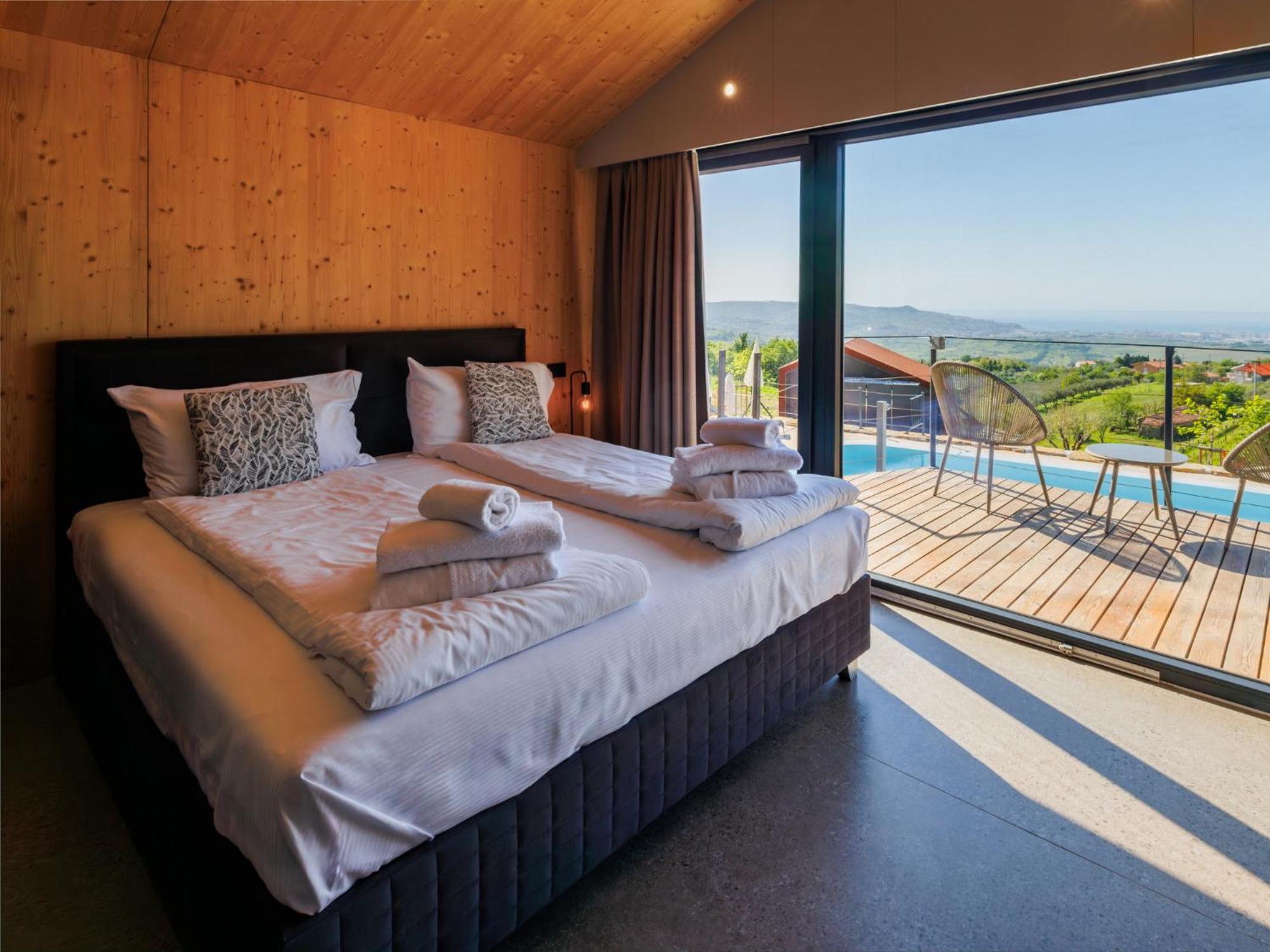 Wine Paradise - Glamping Resort Marezige Εξωτερικό φωτογραφία